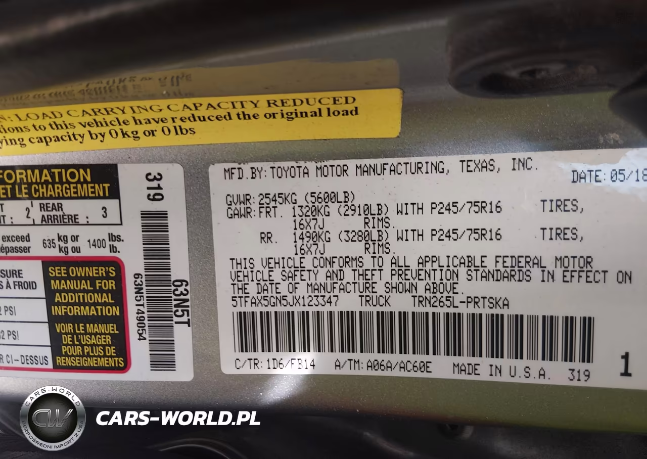 2018 Toyota Tacoma Sr VIN:5TFAX5GN5JX123347 - 9