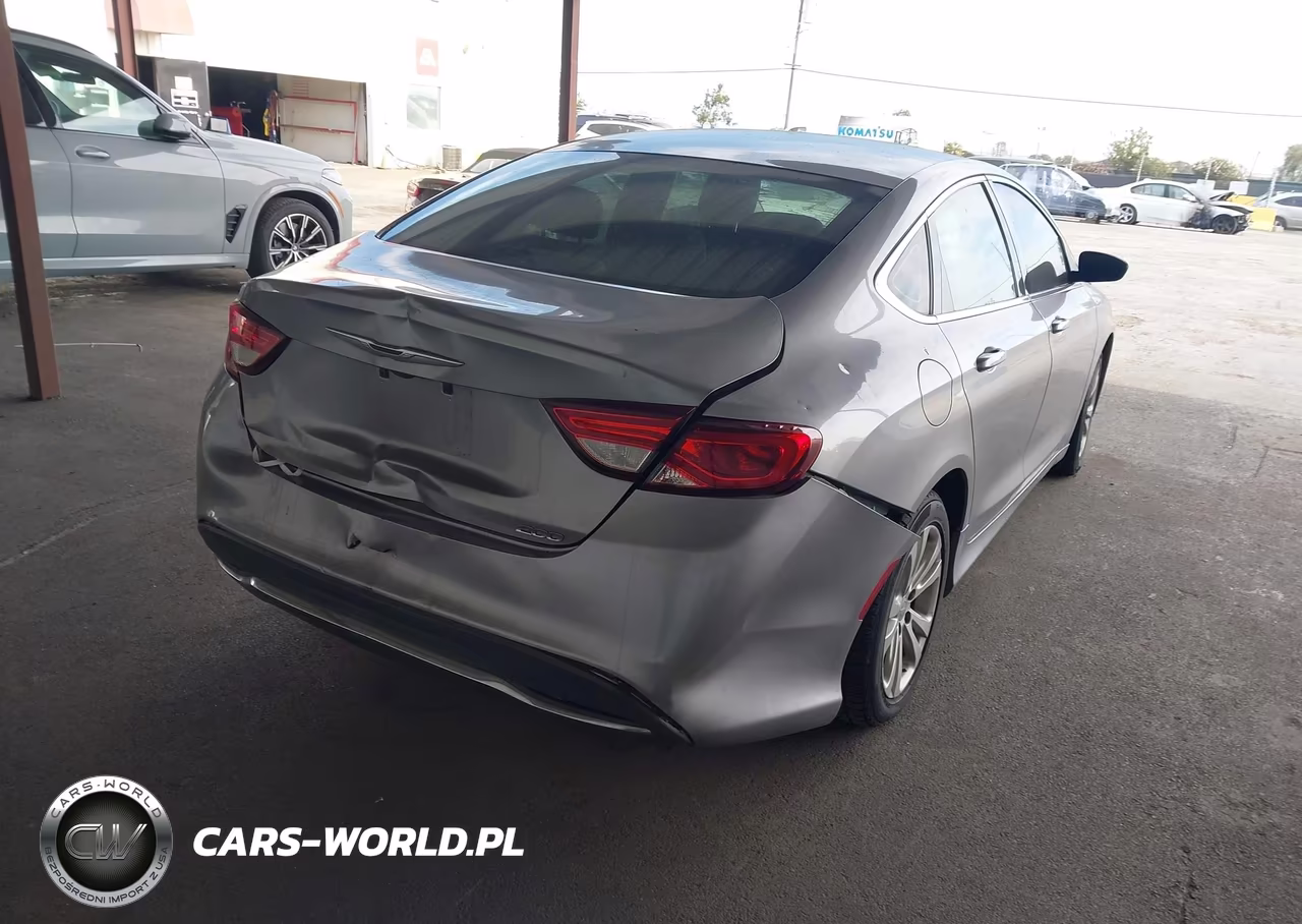 2016 Chrysler 200 Limited VIN:1C3CCCAB9GN150597 - 4