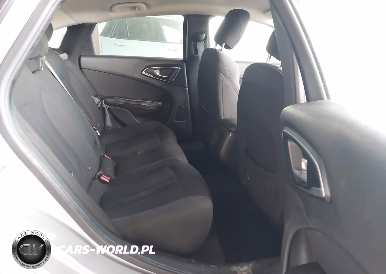 2016 Chrysler 200 Limited VIN:1C3CCCAB9GN150597 - 8