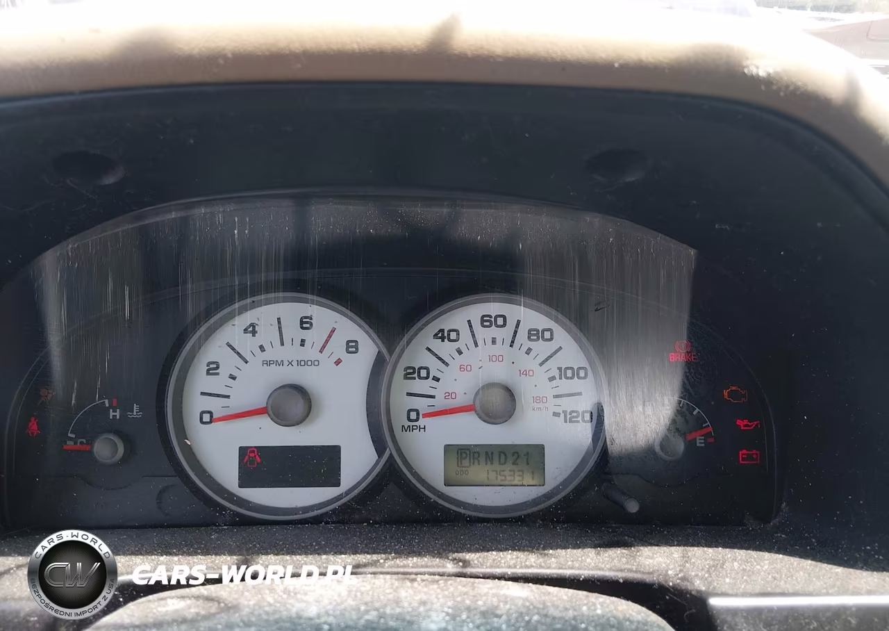 2005 Ford Escape Xls VIN:1FMYU02Z55KA01610 - 7