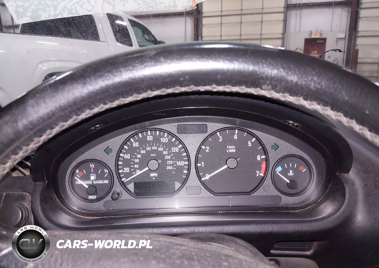 1997 BMW Z3 2.8L Roadster VIN:4USCJ3329VLC01293 - 16
