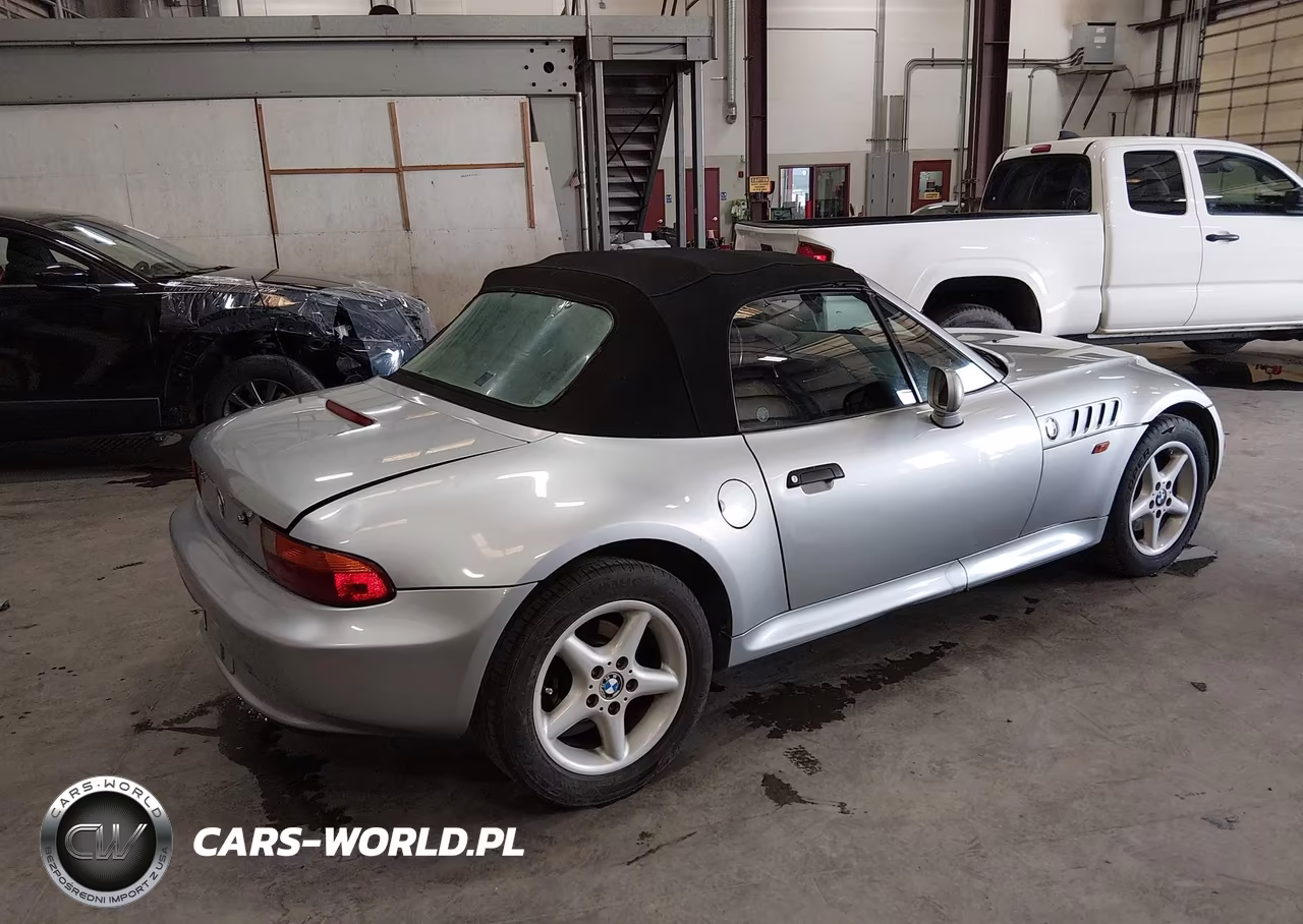 1997 BMW Z3 2.8L Roadster VIN:4USCJ3329VLC01293 - 4