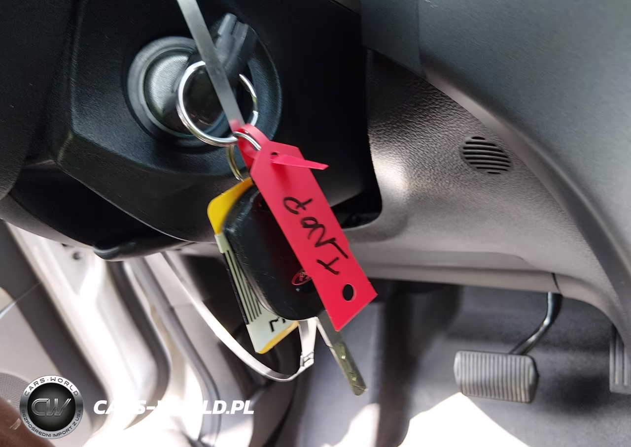 2017 Ford Escape S VIN:1FMCU0F7XHUC85005 - 11