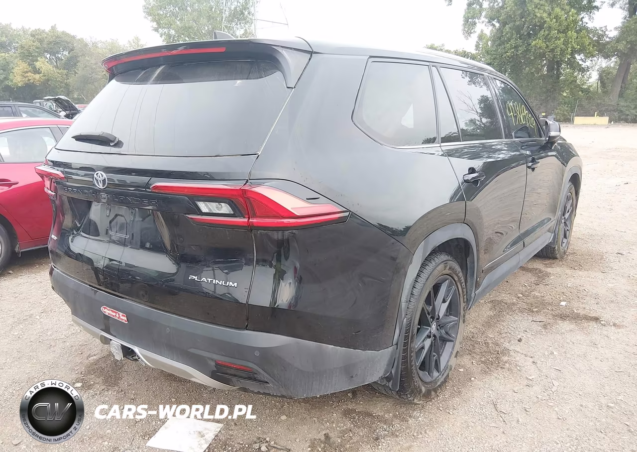 2024 Toyota Grand Highlander Platinum VIN:5TDAAAB51RS048178 - 4