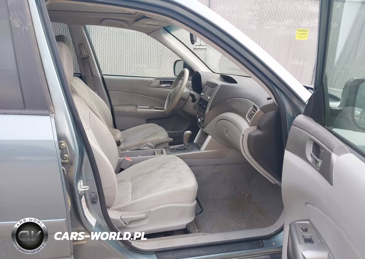 2010 Subaru Forester 2.5X Premium VIN:JF2SH6CC9AH804649 - 5