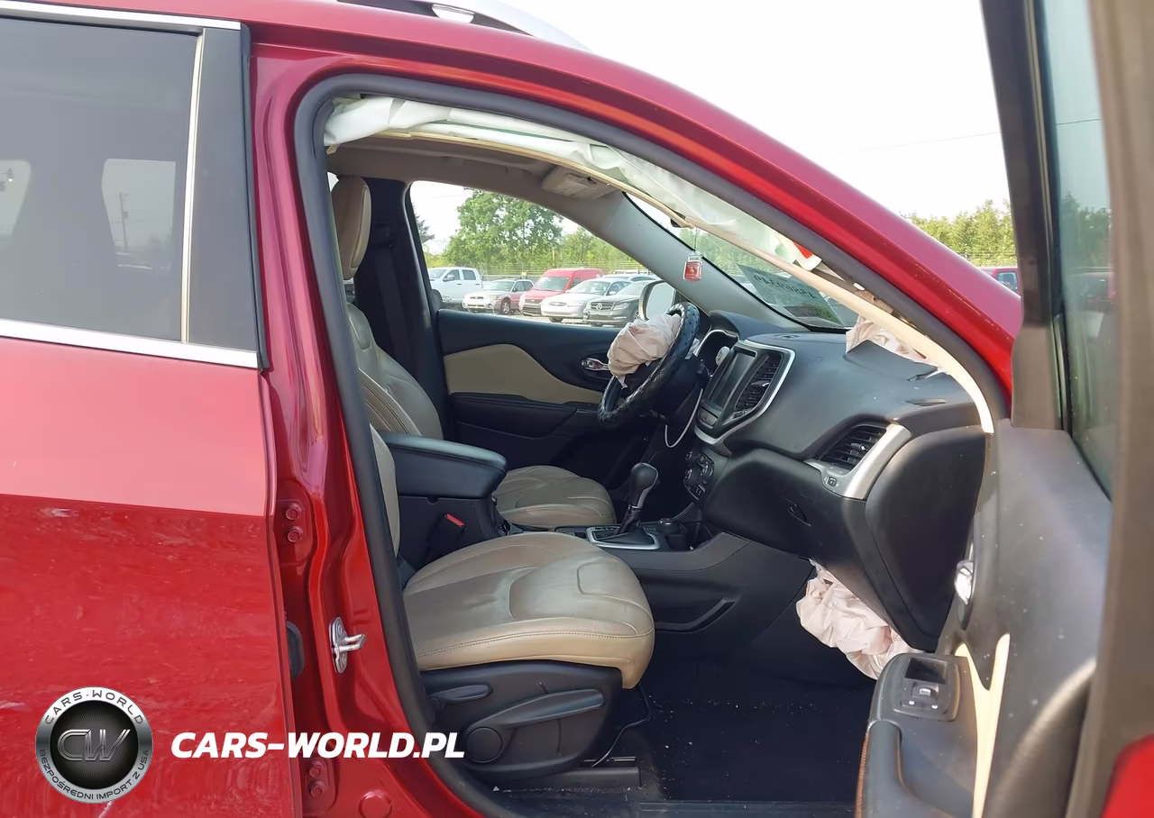 2015 Jeep Cherokee Limited VIN:1C4PJMDSXFW501420 - 5