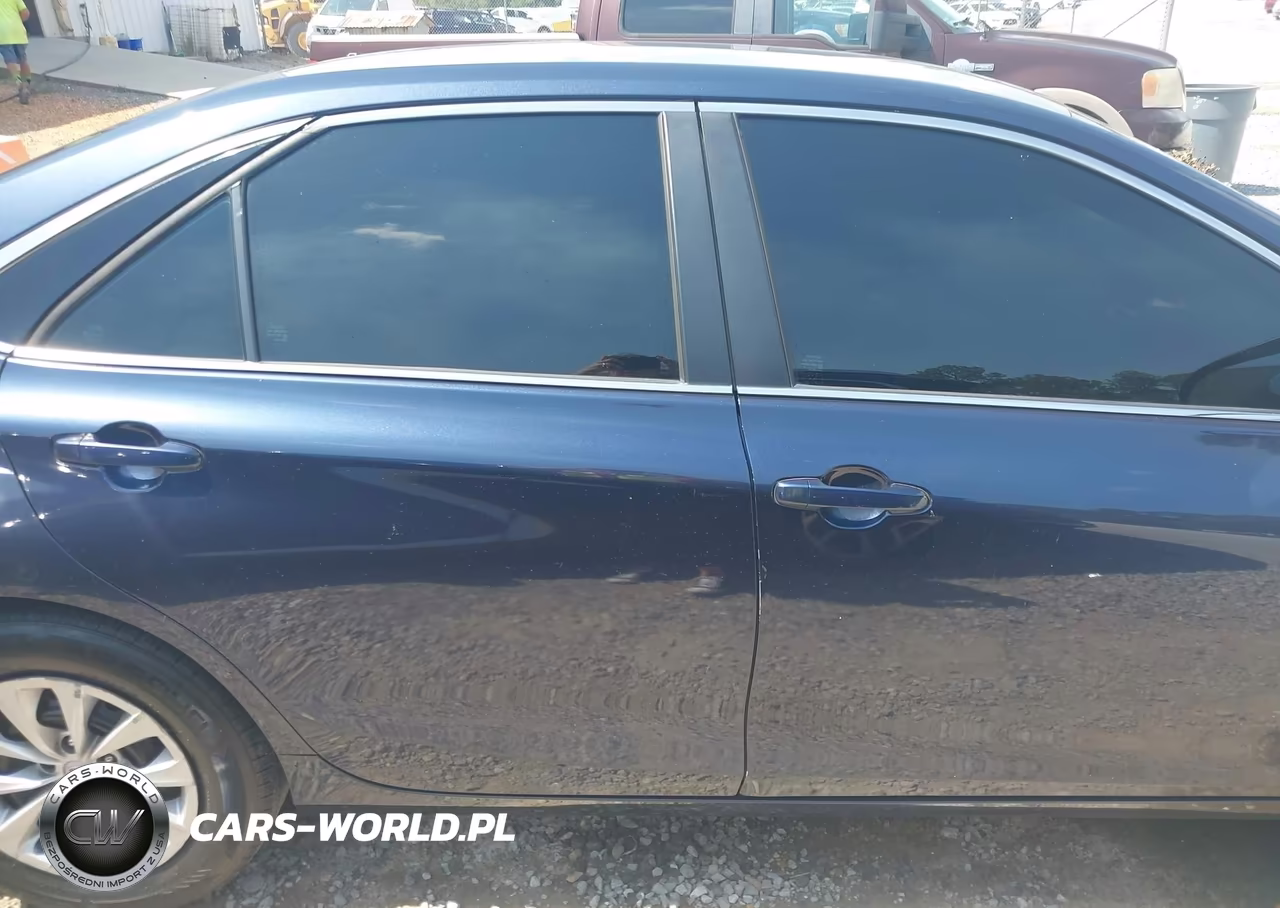 2016 Toyota Camry Le VIN:4T4BF1FKXGR517185 - 13