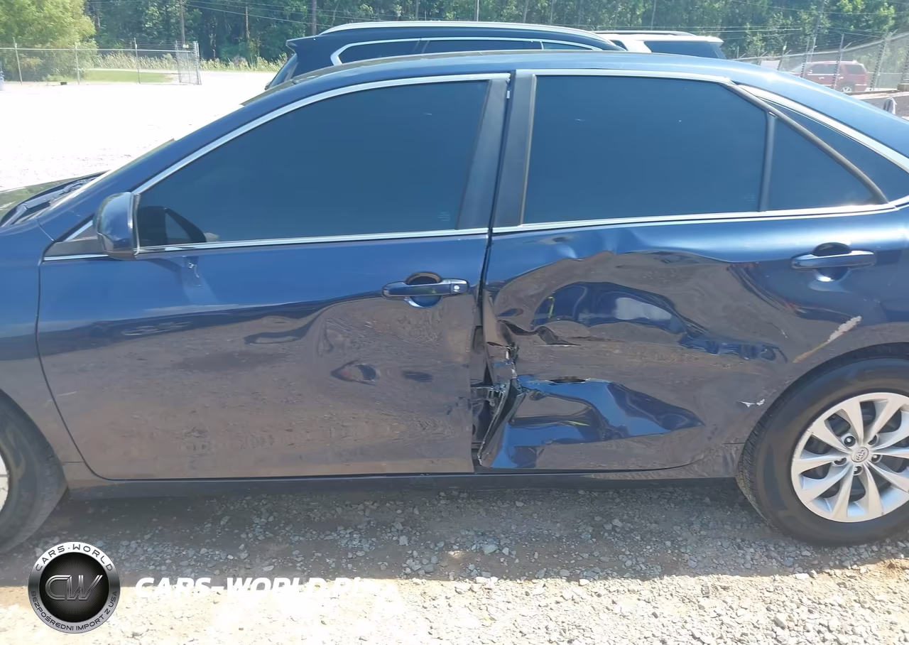 2016 Toyota Camry Le VIN:4T4BF1FKXGR517185 - 14
