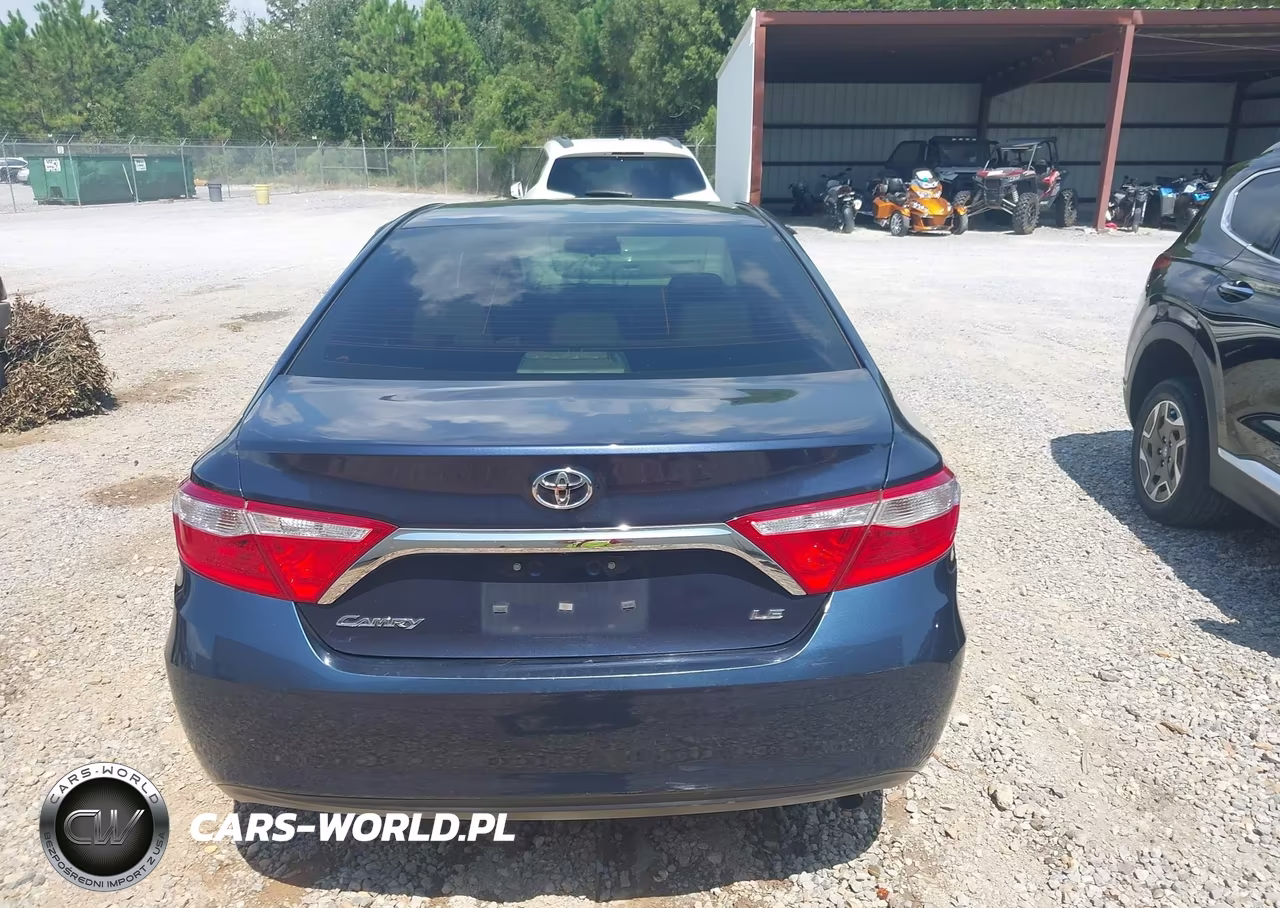 2016 Toyota Camry Le VIN:4T4BF1FKXGR517185 - 16