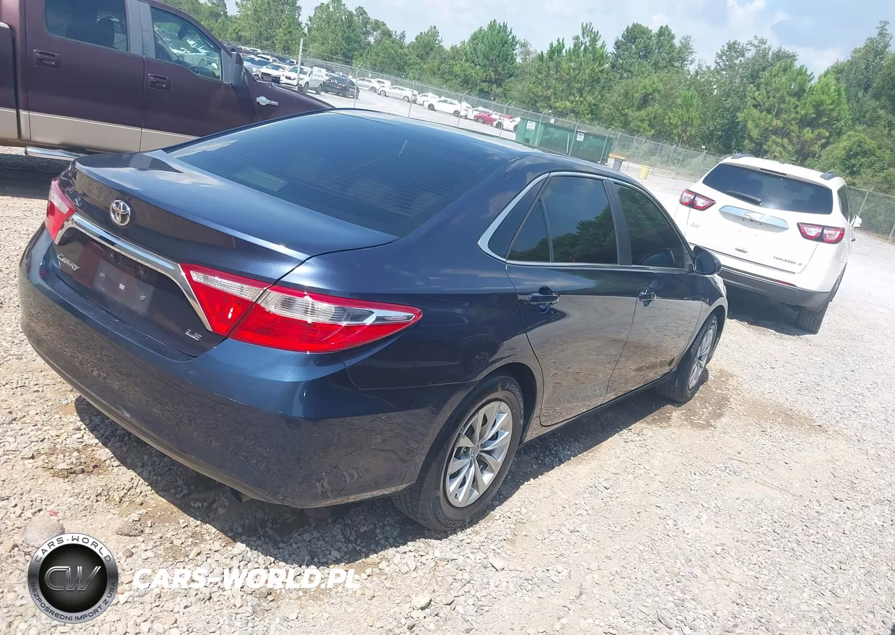 2016 Toyota Camry Le VIN:4T4BF1FKXGR517185 - 4