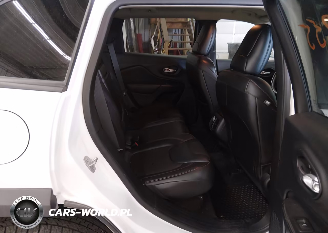 2015 Jeep Cherokee Trailhawk VIN:1C4PJMBS9FW786971 - 8