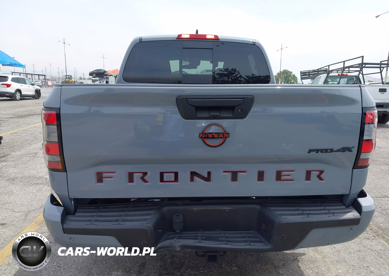 2023 Nissan Frontier Pro-4X 4X4 VIN:1N6ED1EK5PN658823 - 6