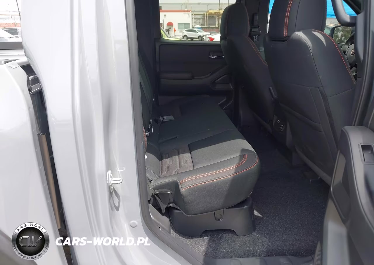 2023 Nissan Frontier Pro-4X 4X4 VIN:1N6ED1EK5PN658823 - 8