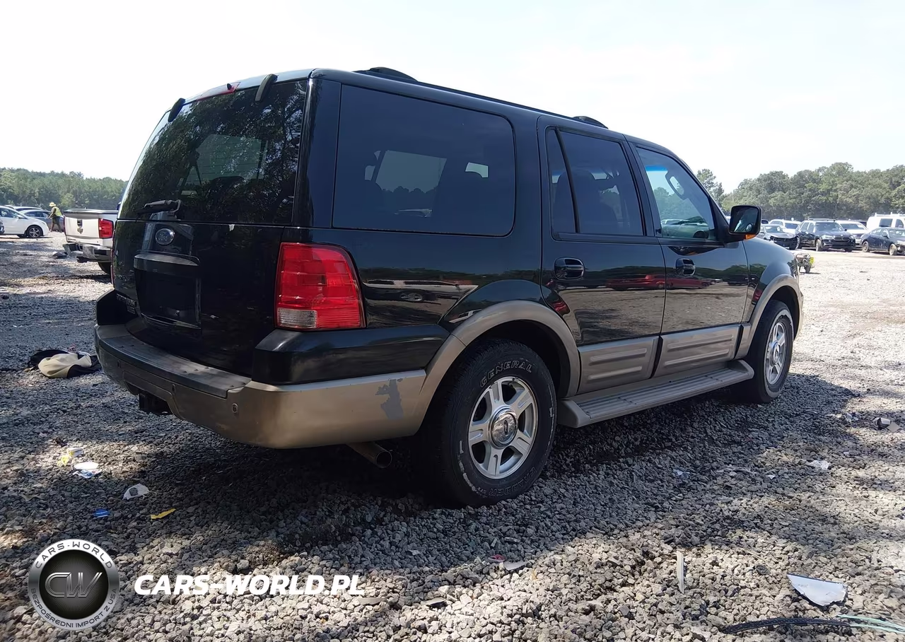 2004 Ford Expedition Eddie Bauer VIN:1FMFU18L24LA42706 - 4