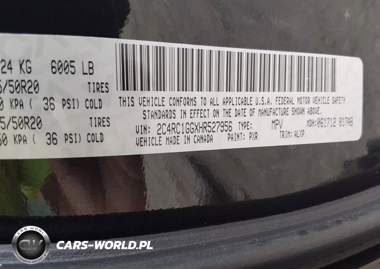 2017 Chrysler Pacifica Limited VIN:2C4RC1GGXHR527956 - 9