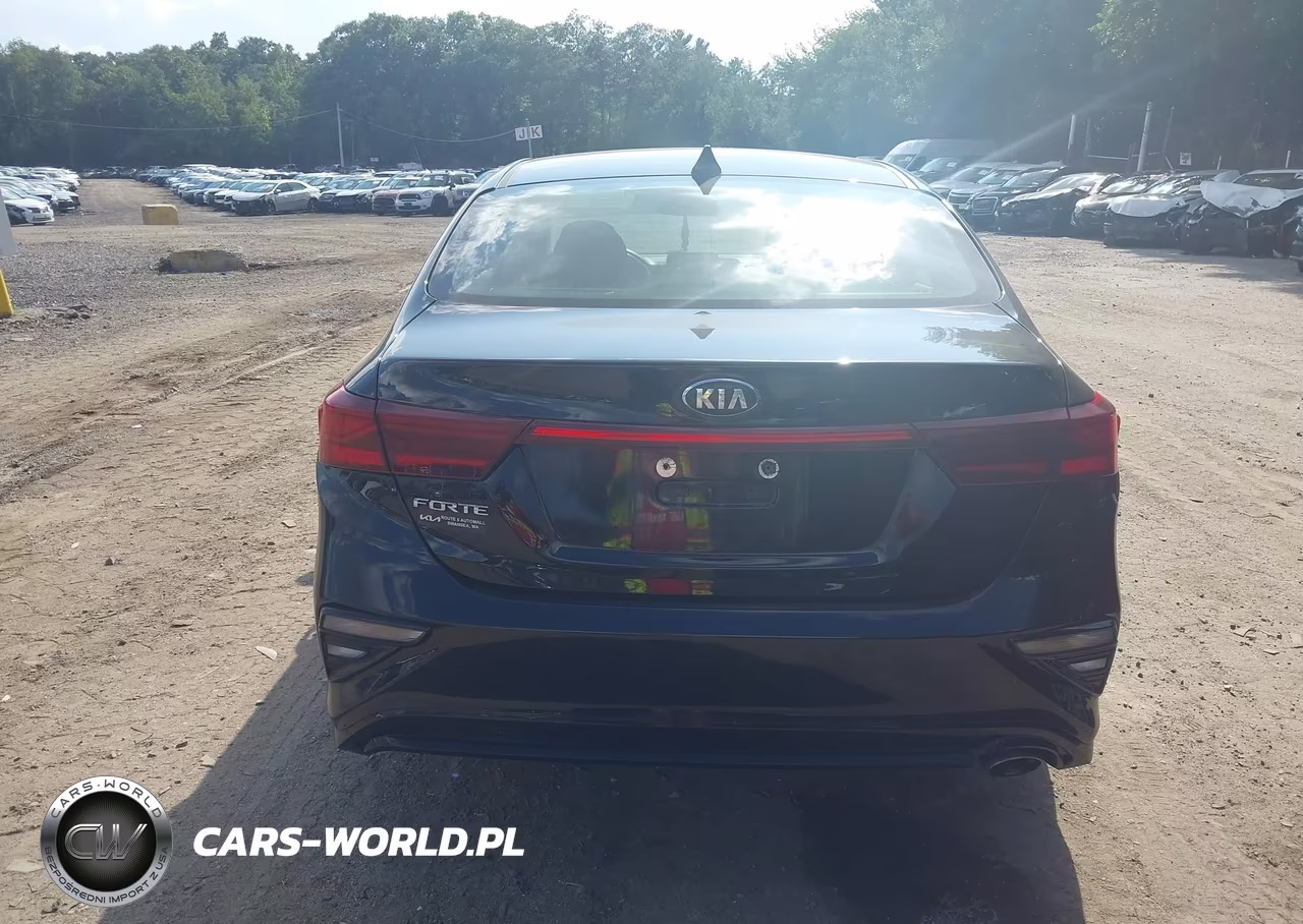 2021 Kia Forte Lxs VIN:3KPF24AD2ME284970 - 16