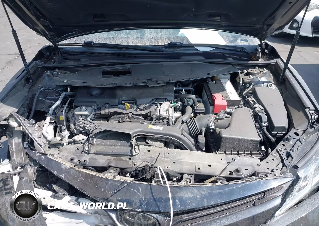 2018 Toyota Camry Le VIN:JTNB11HK0J3068022 - 10
