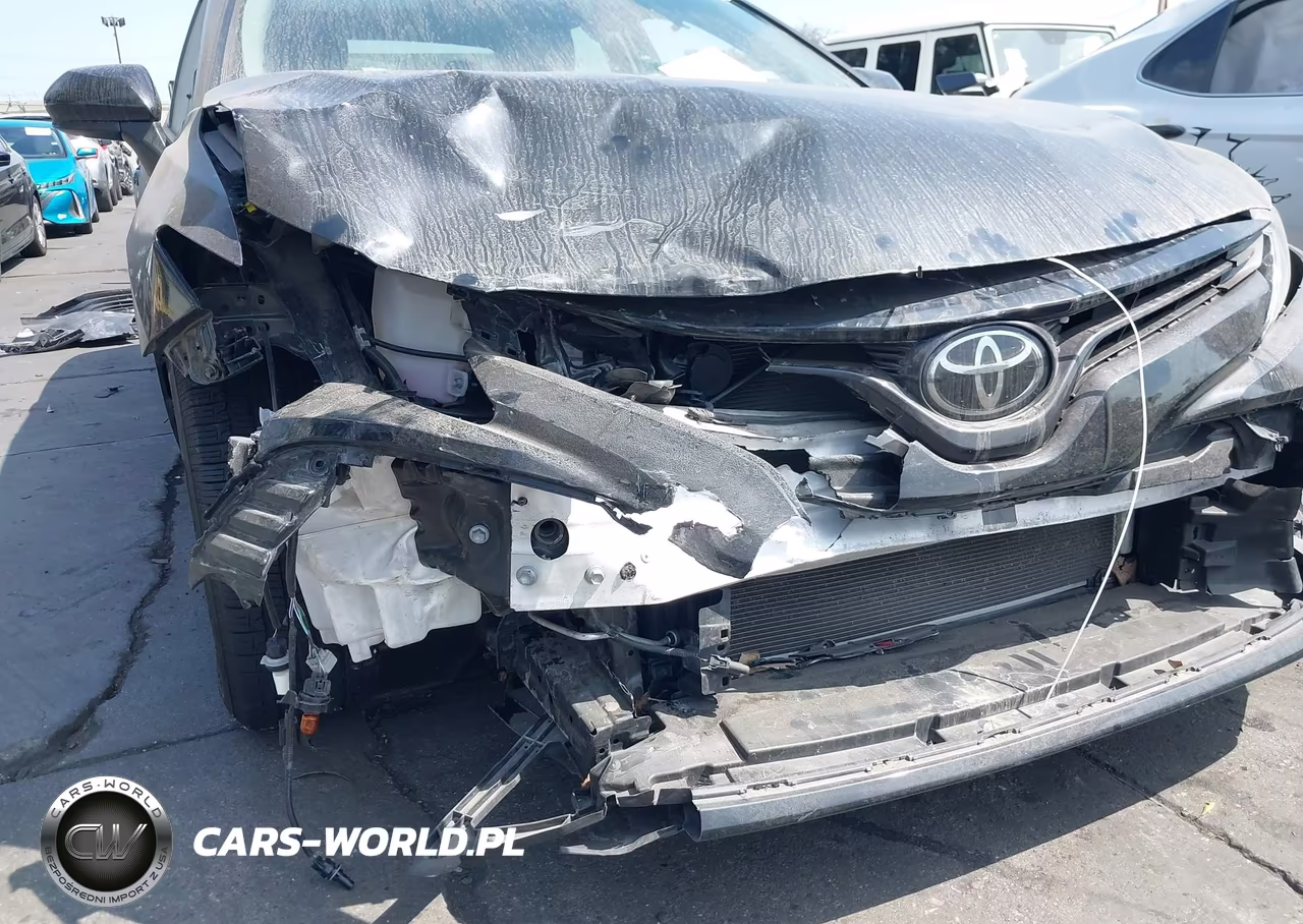 2018 Toyota Camry Le VIN:JTNB11HK0J3068022 - 6