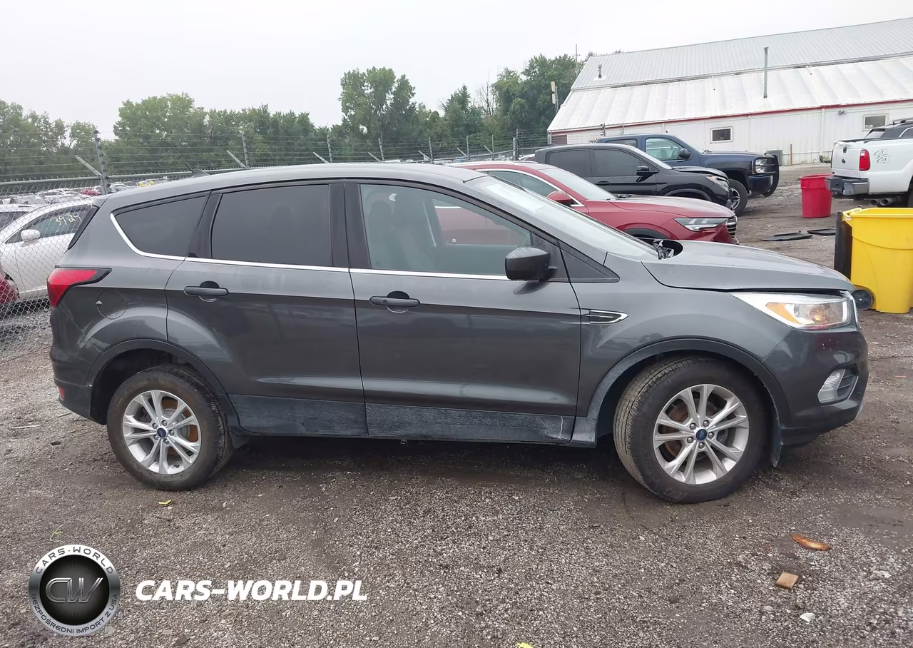2019 Ford Escape Se VIN:1FMCU0GD4KUA33858 - 13