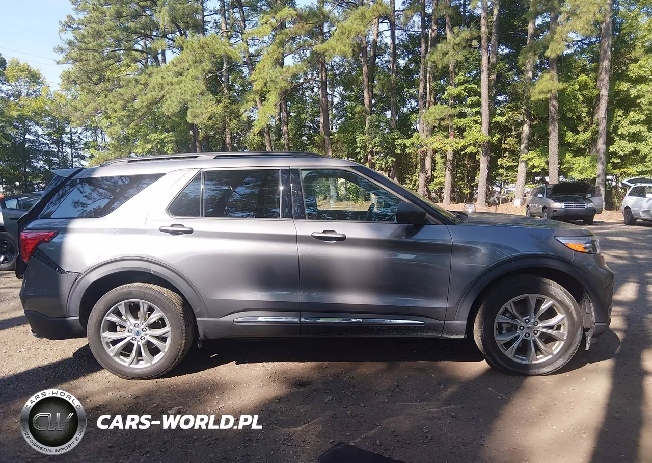 2024 Ford Explorer Xlt VIN:1FMSK8DH2RGA38492 - 13