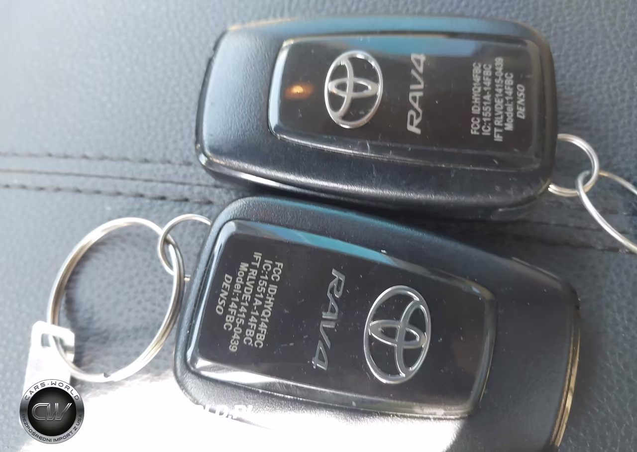 2019 Toyota Rav4 Xle Premium VIN:2T3C1RFV3KW029444 - 11