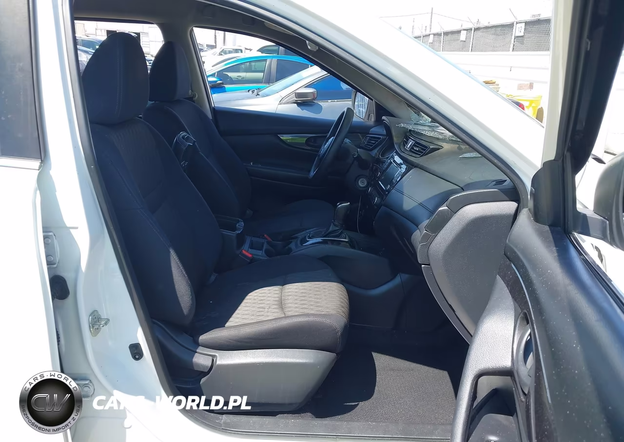 2019 Nissan Rogue S VIN:5N1AT2MT2KC772640 - 5
