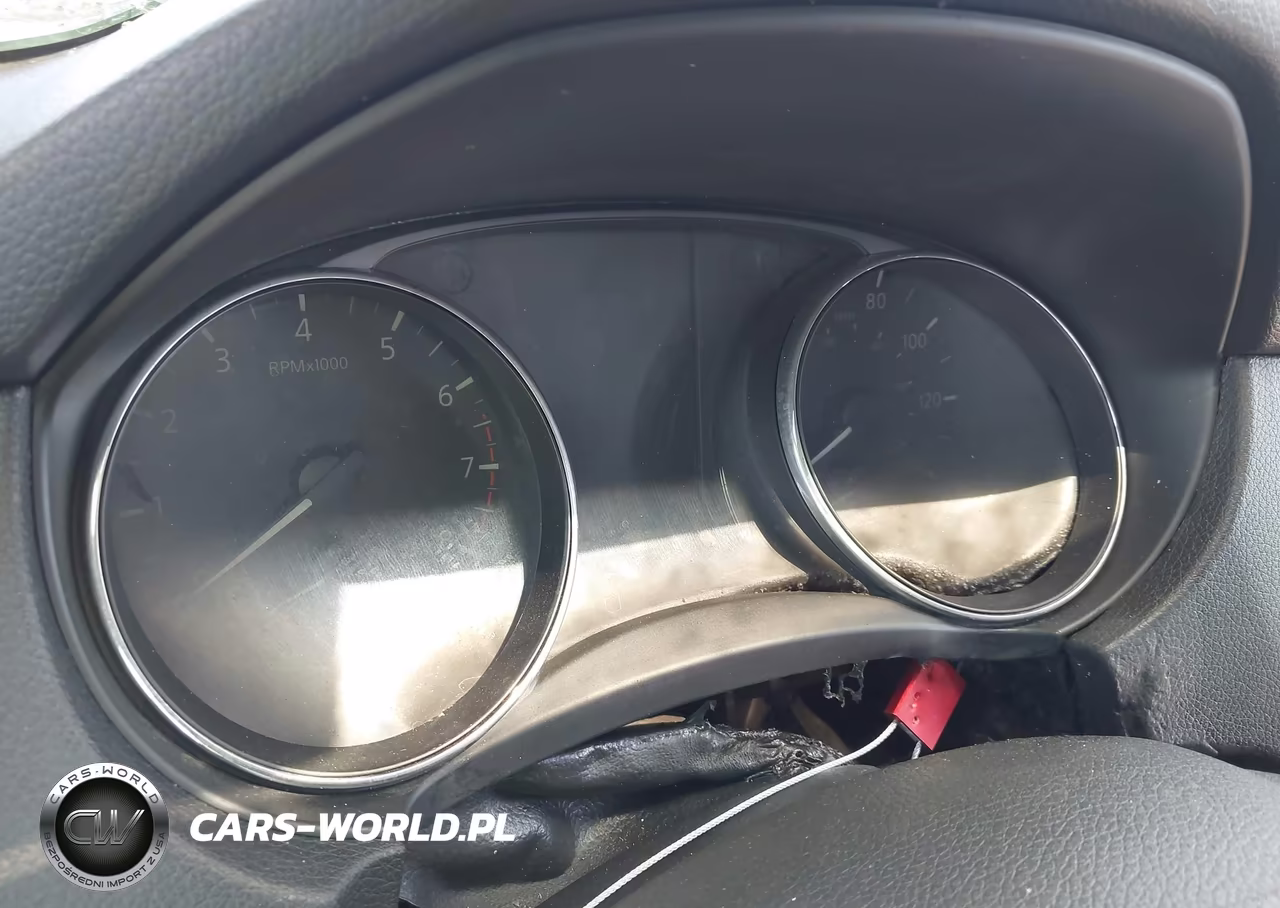 2019 Nissan Rogue S VIN:5N1AT2MT2KC772640 - 7