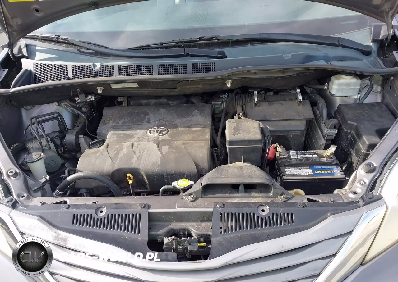 2011 Toyota Sienna Xle VIN:5TDDK3DC9BS010141 - 10