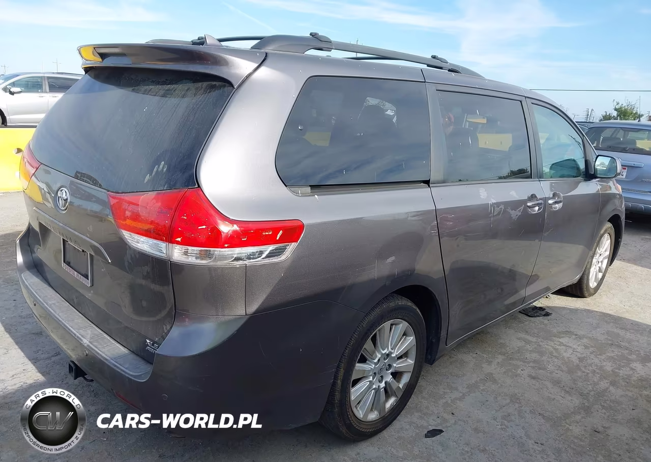 2011 Toyota Sienna Xle VIN:5TDDK3DC9BS010141 - 4