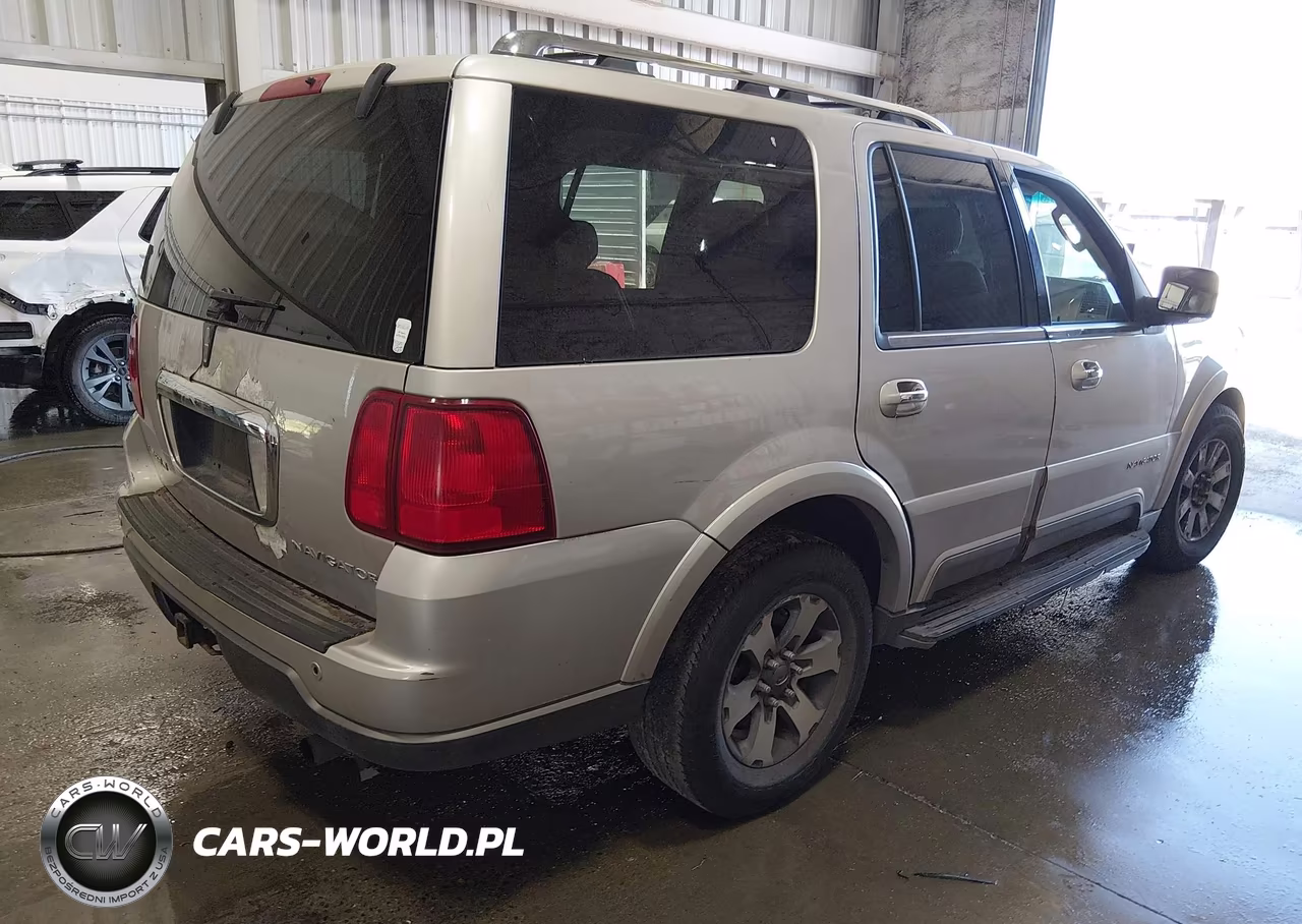 2003 Lincoln Navigator VIN:5LMFU28R43LJ03317 - 4