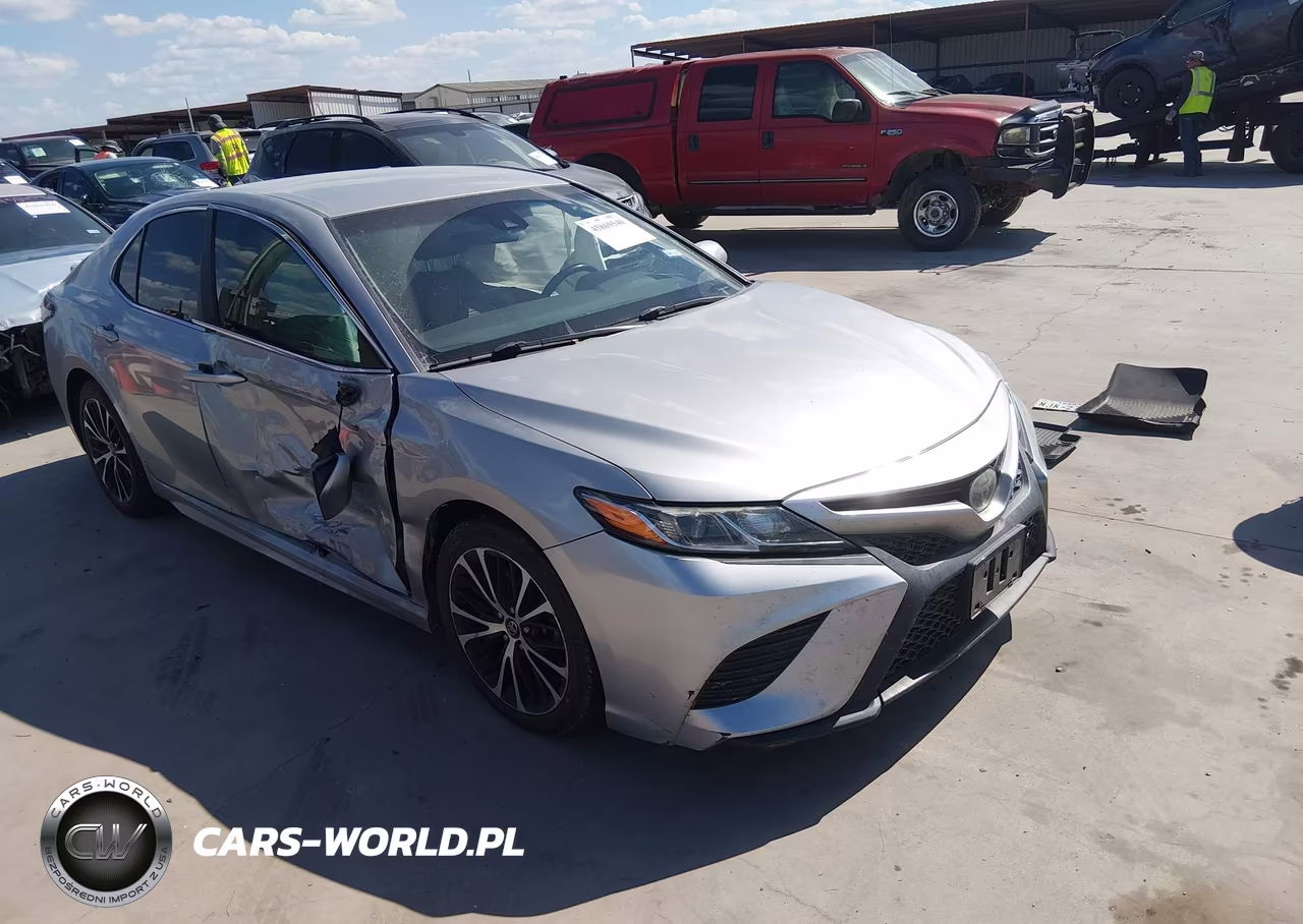 2019 Toyota Camry Se – zdjęcie 1 z 16