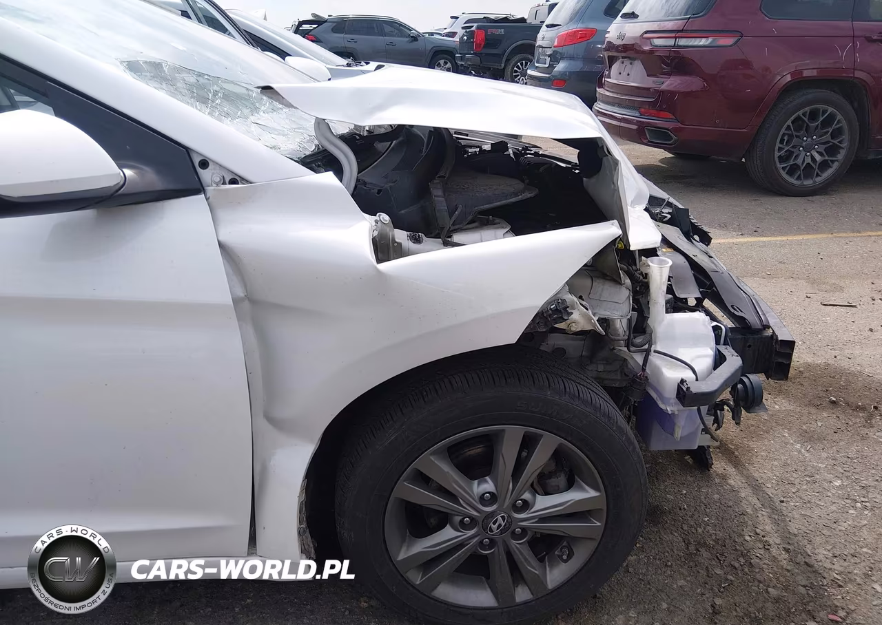 2017 Hyundai Elantra Se VIN:5NPD84LF1HH105534 - 6