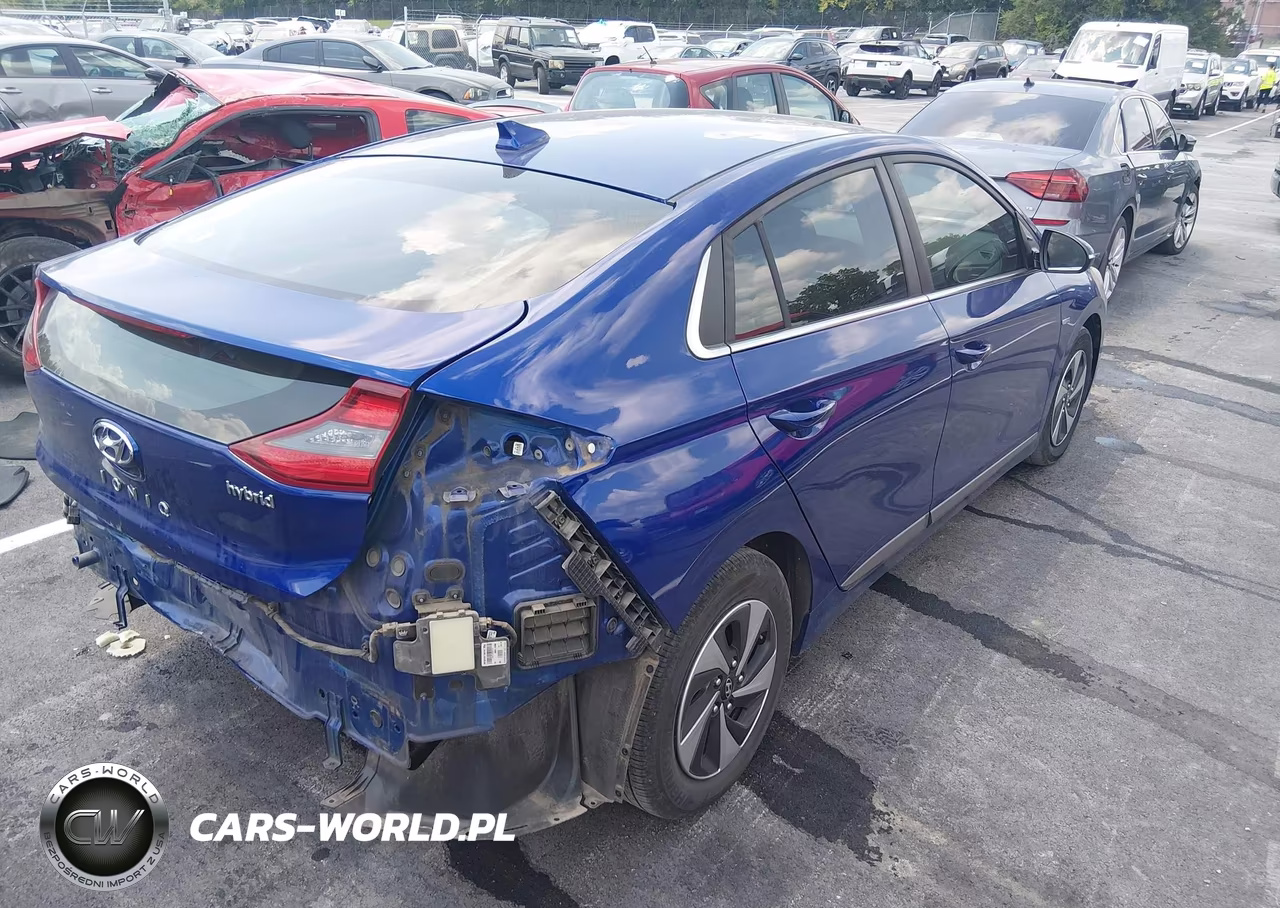2019 Hyundai Ioniq Hybrid Sel VIN:KMHC75LCXKU119760 - 4