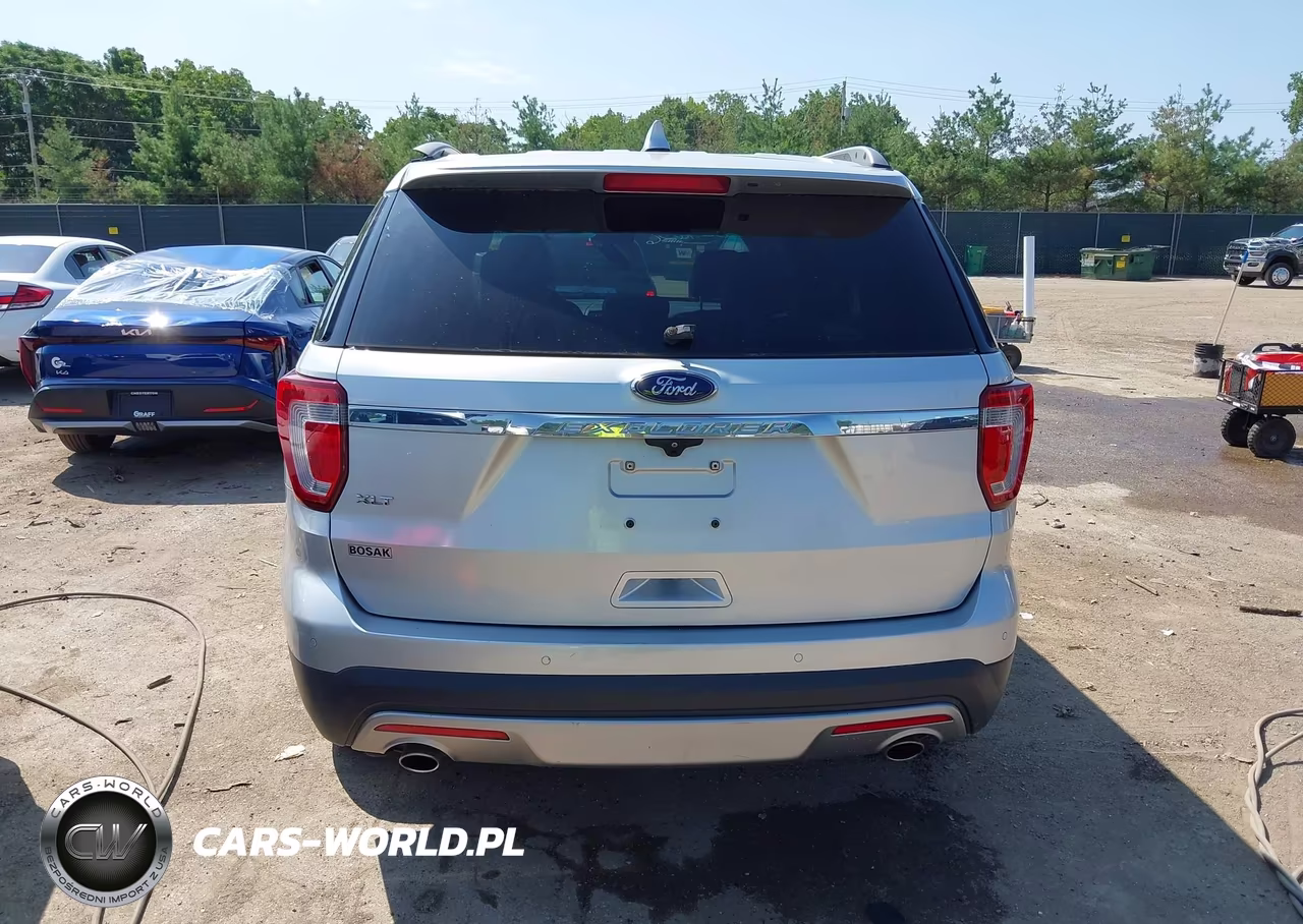 2017 Ford Explorer Xlt VIN:1FM5K7D86HGB44238 - 16