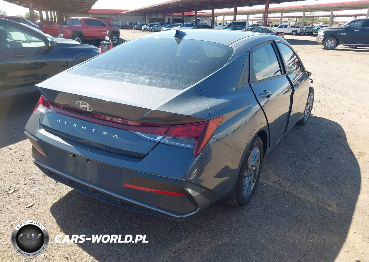 2024 Hyundai Elantra Sel VIN:KMHLM4DG1RU719176 - 4