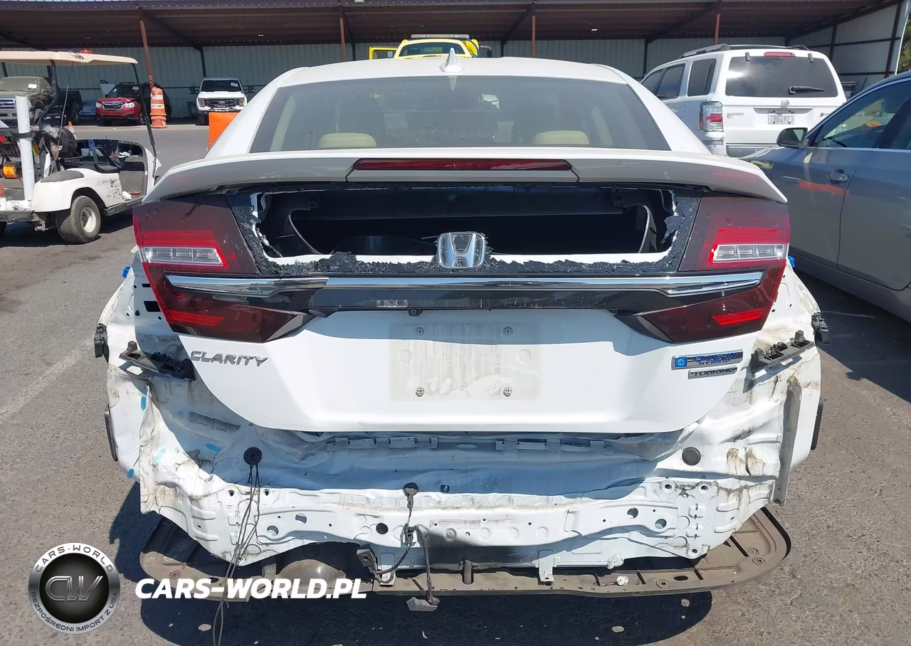 2018 Honda Clarity Plug-In Hybrid Touring VIN:JHMZC5F3XJC001474 - 17