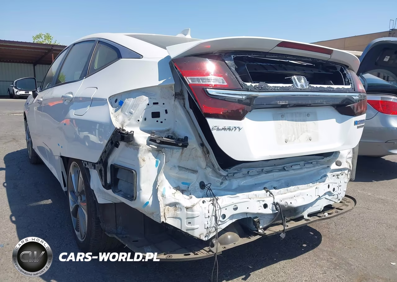 2018 Honda Clarity Plug-In Hybrid Touring VIN:JHMZC5F3XJC001474 - 6