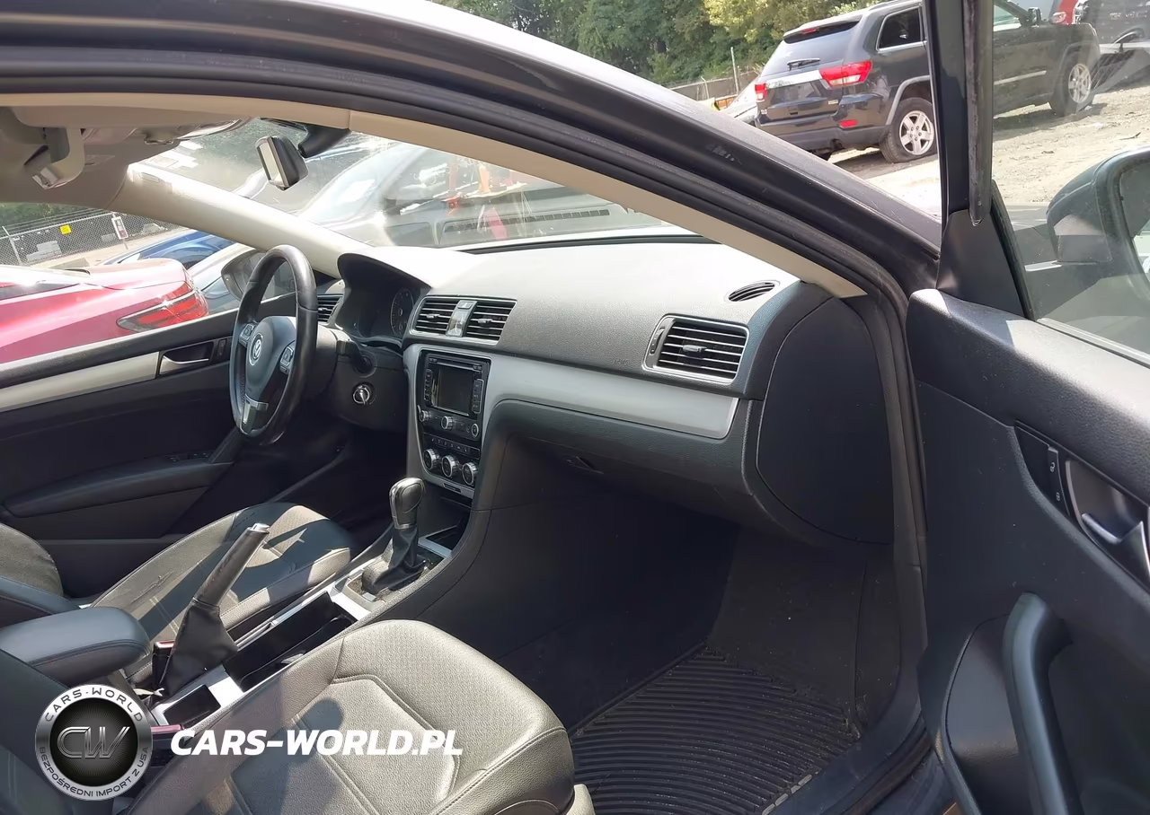 2012 Volkswagen Passat 2.5L Se VIN:1VWBP7A36CC031775 - 5