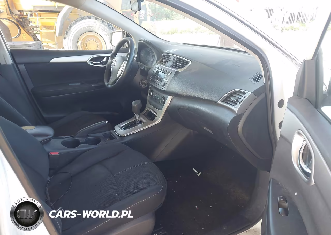 2015 Nissan Sentra S VIN:3N1AB7AP3FY285376 - 5