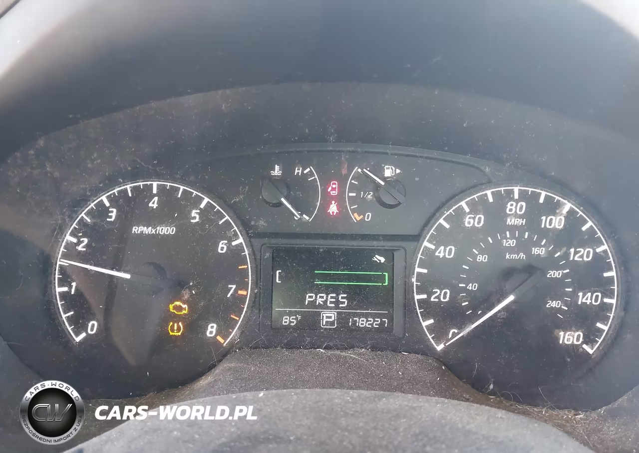 2015 Nissan Sentra S VIN:3N1AB7AP3FY285376 - 7