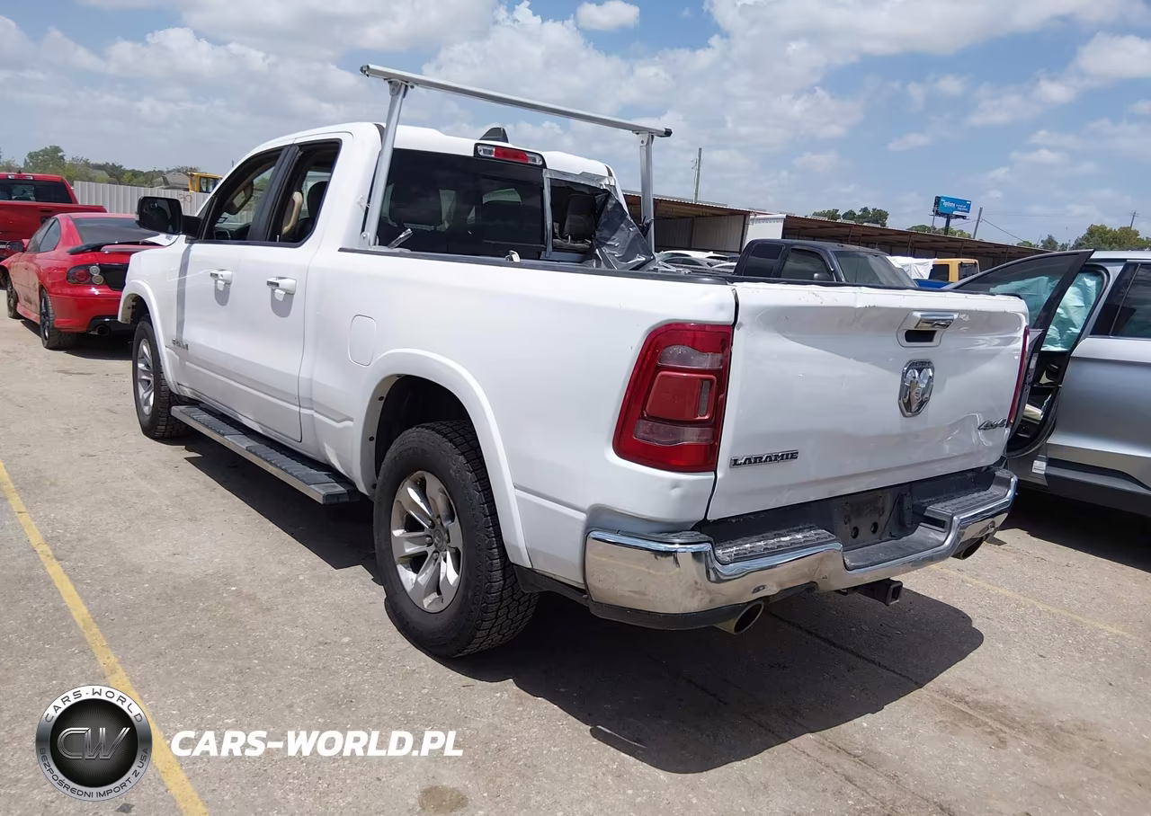 2020 Ram 1500 Laramie 4X4 6'4 Box VIN:1C6SRFDT8LN281341 - 3
