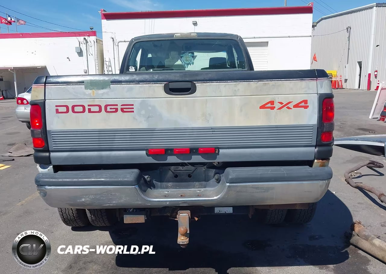 1996 Dodge Ram 3500 VIN:3B7MF33W5TM149619 - 16
