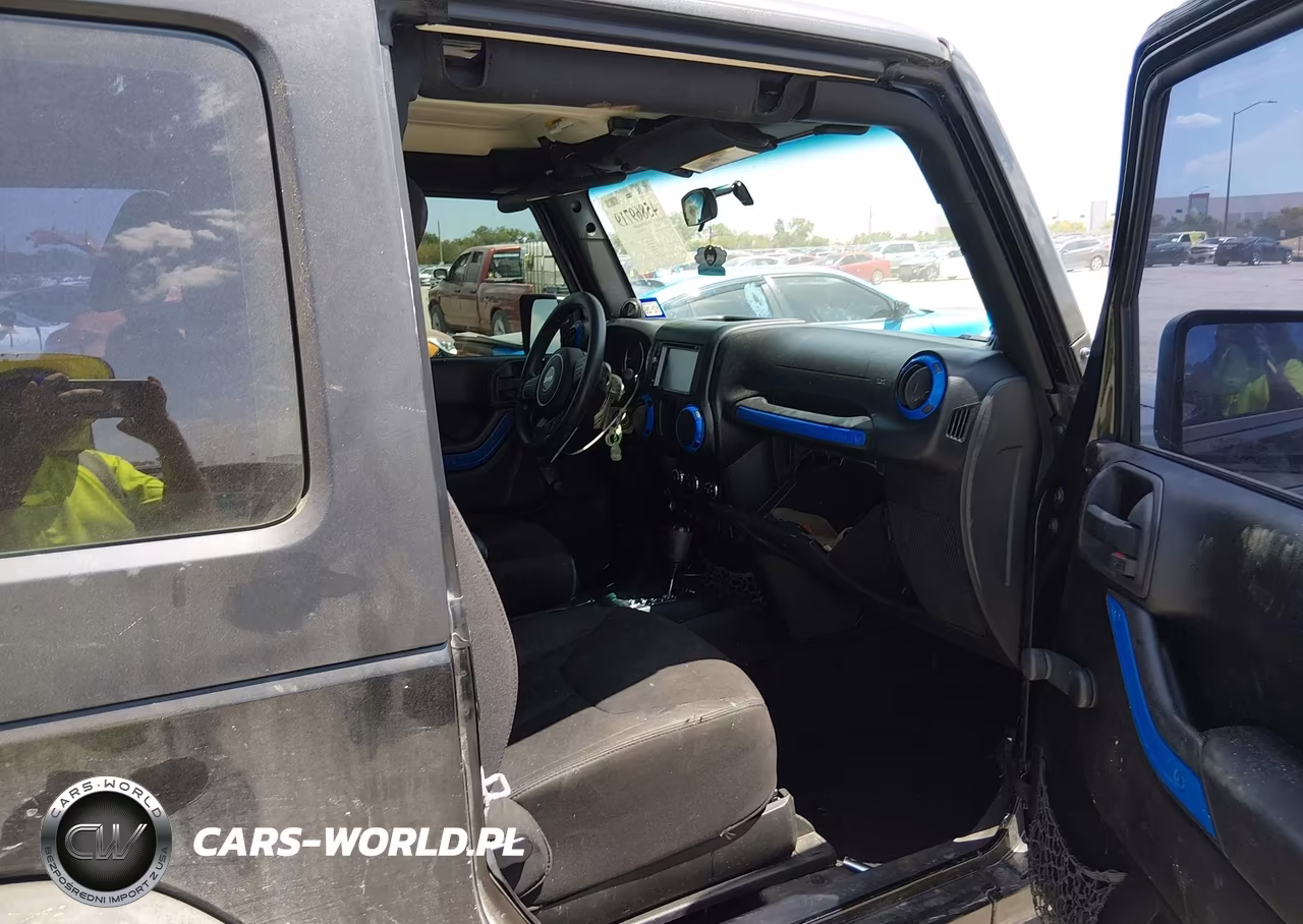 2013 Jeep Wrangler Sport VIN:1C4AJWAG9DL574603 - 5
