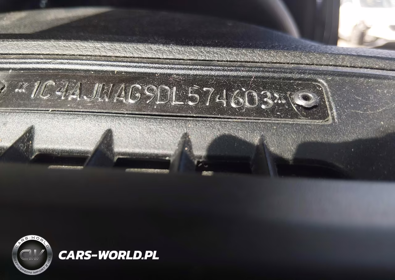 2013 Jeep Wrangler Sport VIN:1C4AJWAG9DL574603 - 9