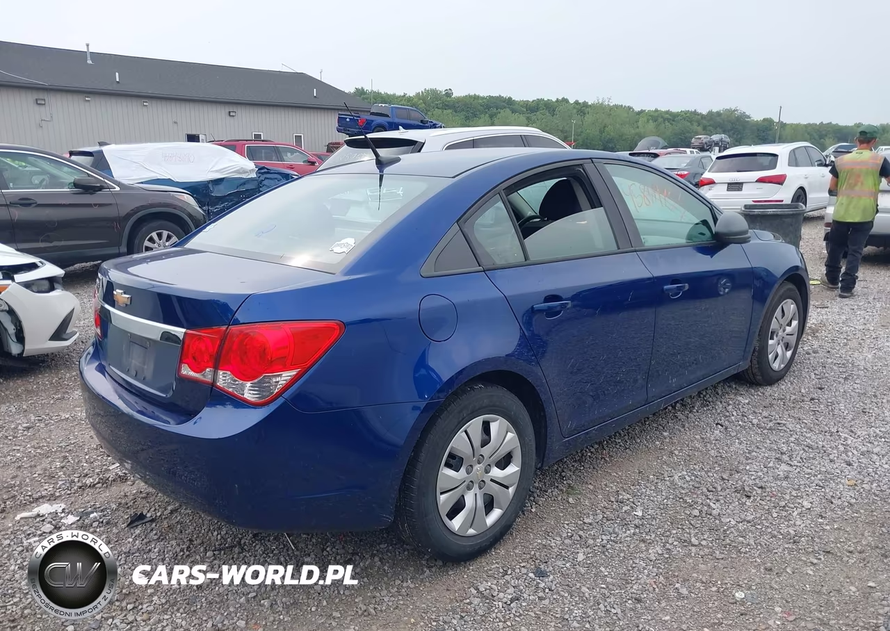2013 Chevrolet Cruze Ls Auto VIN:1G1PA5SH0D7295263 - 4
