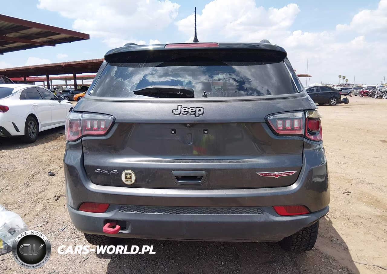 2019 Jeep Compass Trailhawk 4X4 VIN:3C4NJDDB6KT618113 - 16