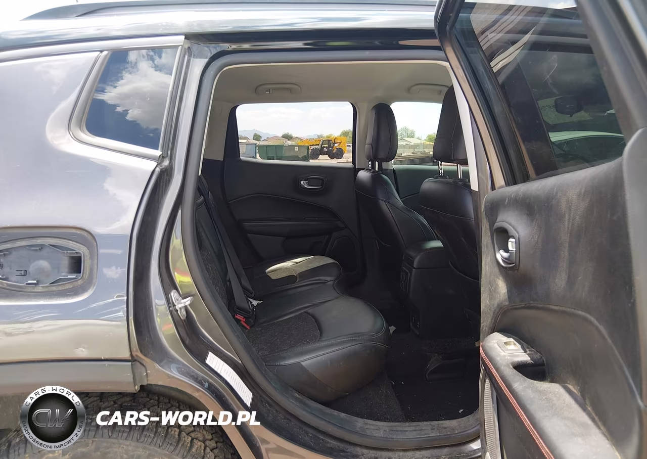 2019 Jeep Compass Trailhawk 4X4 VIN:3C4NJDDB6KT618113 - 8