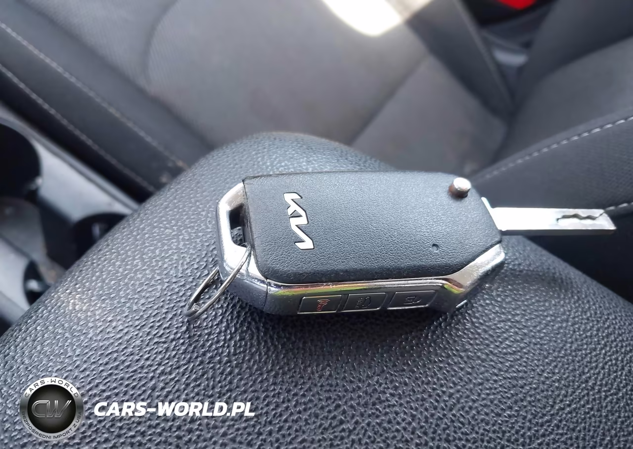 2022 Kia Forte Lxs VIN:3KPF24AD0NE437833 - 11