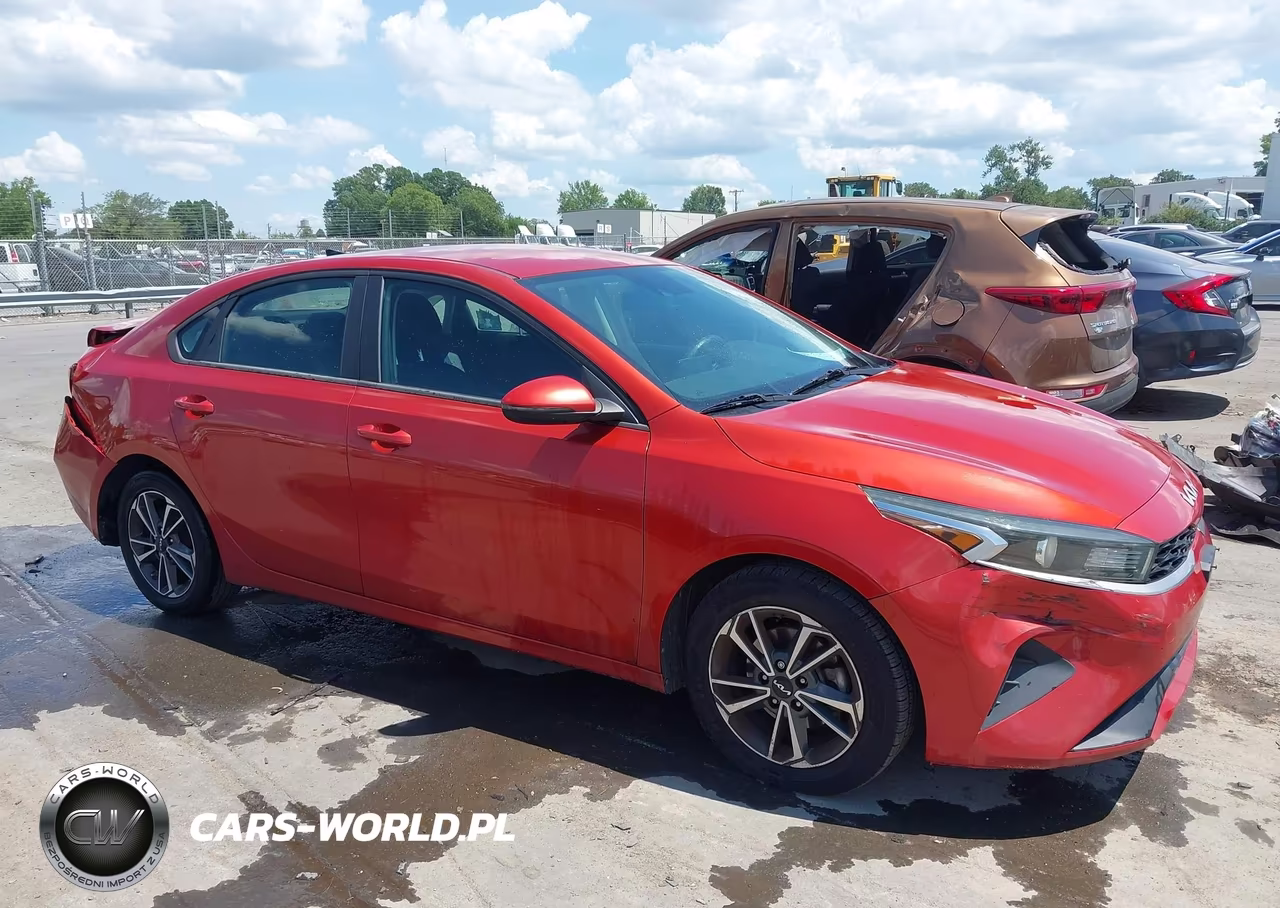 2022 Kia Forte Lxs VIN:3KPF24AD0NE437833 - 13