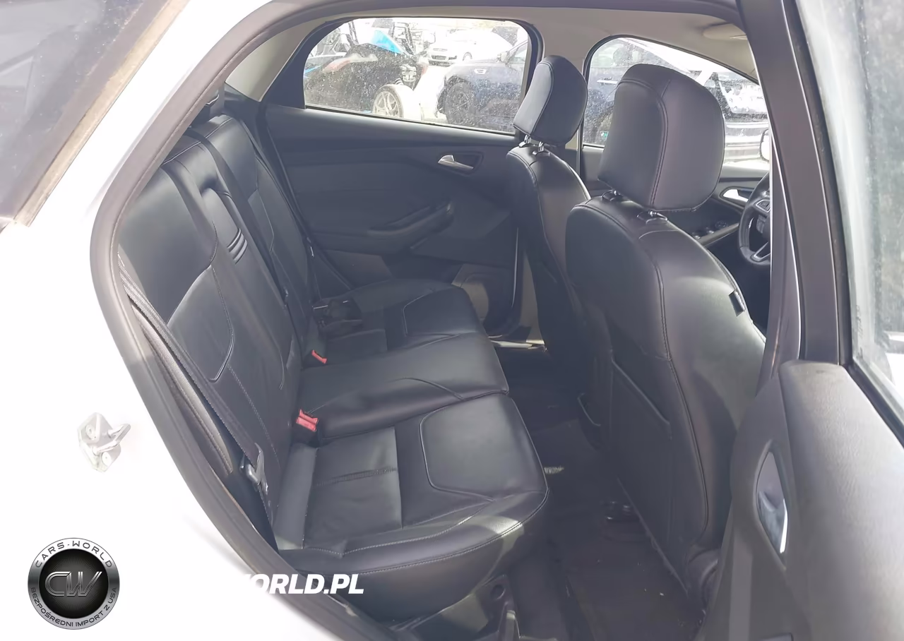 2016 Ford Focus Se VIN:1FADP3K26GL311816 - 8